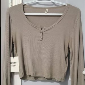 SOLD | ARITZIA | NWT Sunday Best Scout Longsleeve